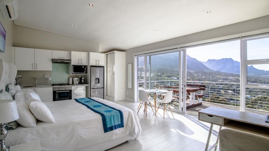 9 Bedroom Property for Sale in Mount Rhodes Western Cape